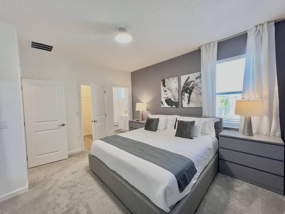 Luxurious 8 Bedroom In Bella Vida With Private Pool And Kissimmee